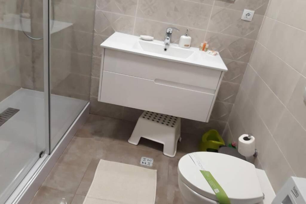 Andreve Apartment By Onix Blue Mamaia Nord, Baby Friendly, Private Parking Năvodari Exteriör bild